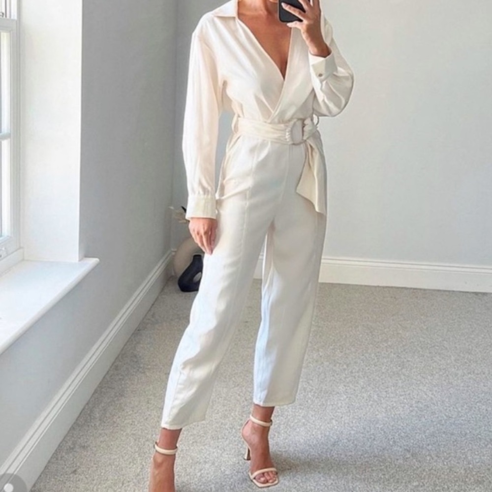 NWT Zara Gold Buckle Jumpsuit Ecru Cream LG